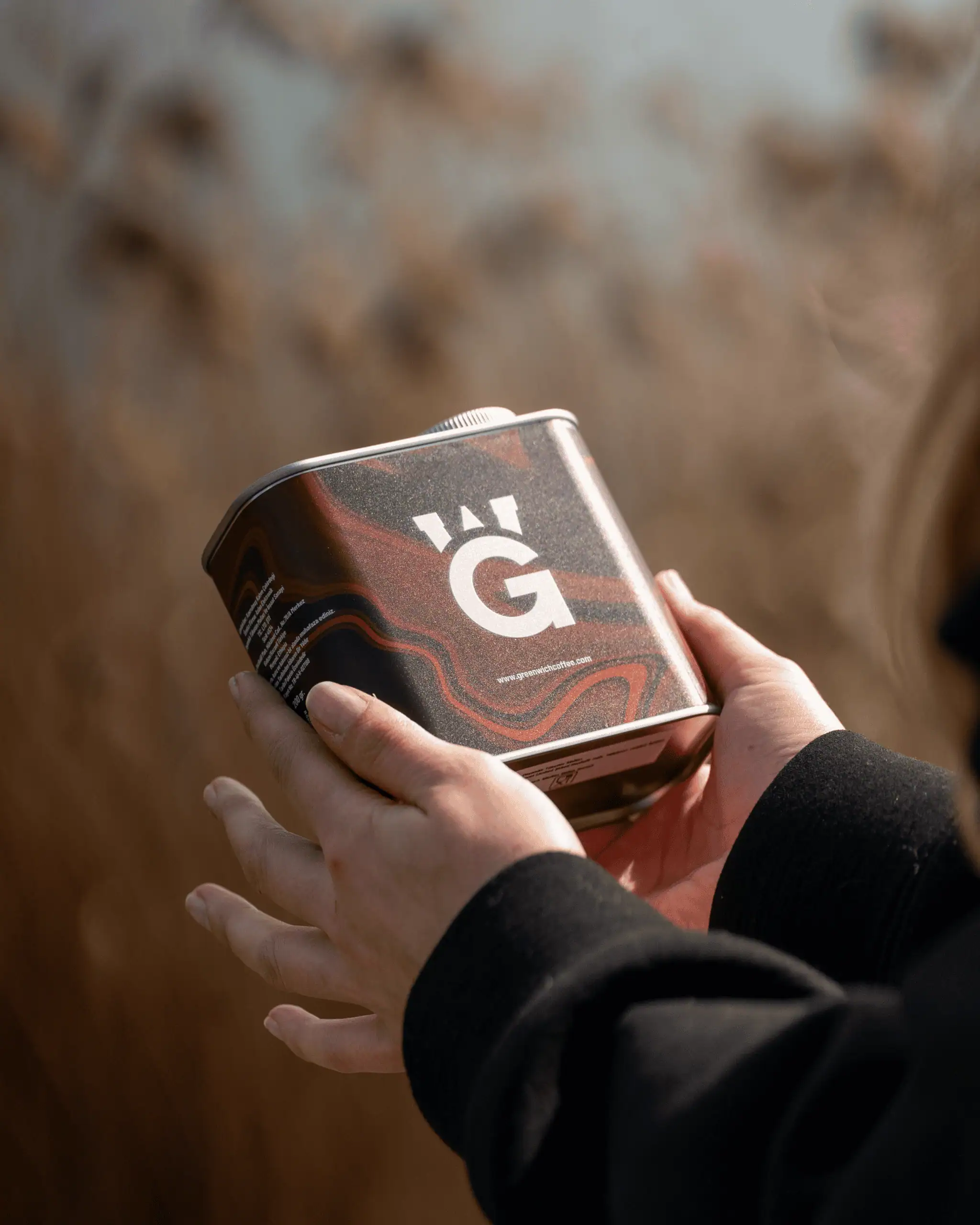 Kahve demleme kutusu, Greenwich Coffee markasıyla, şık ve taşınabilir kahve aksesuarı.