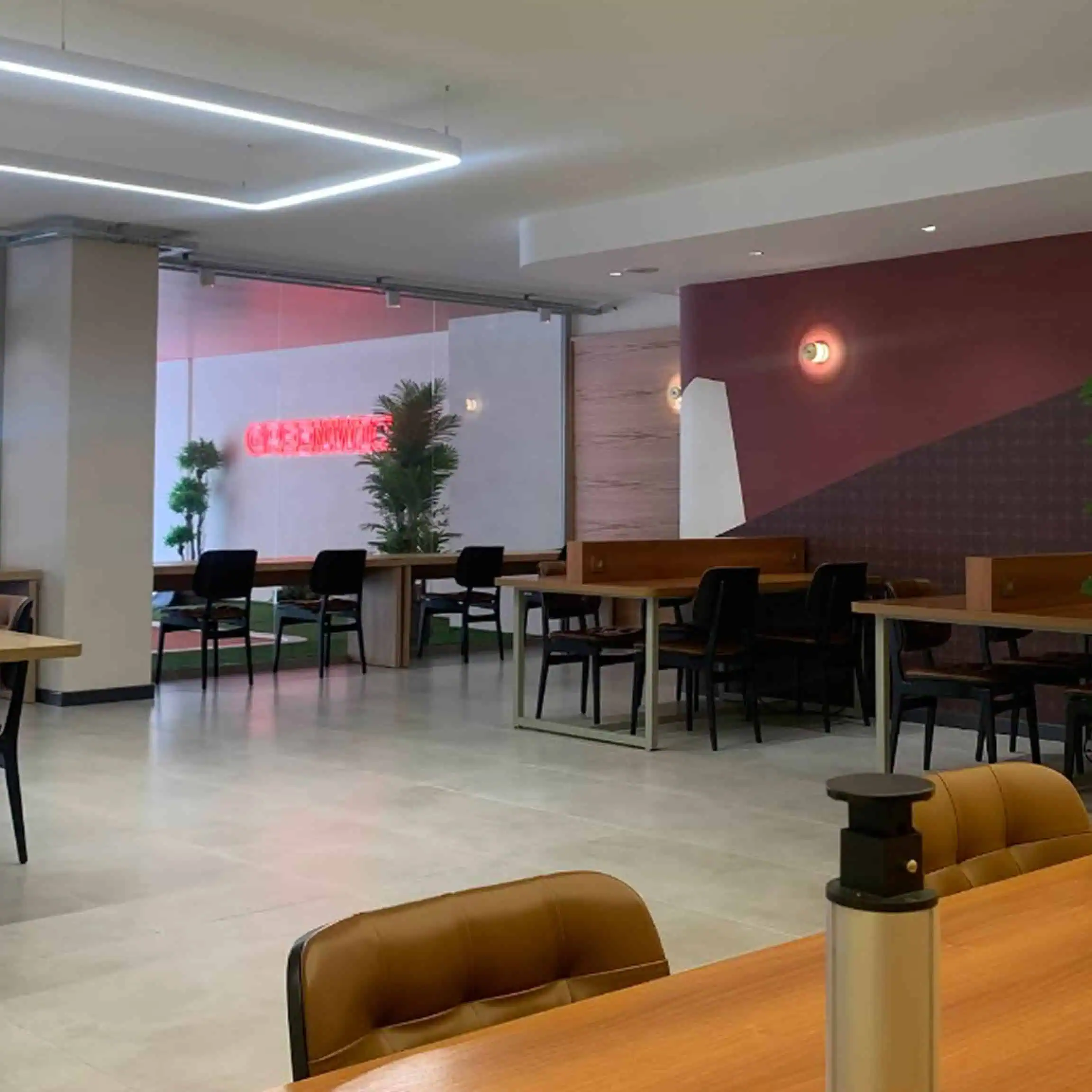 İzmit Meydan 7 Greenwich Coffee İzmit Meydan şubesi